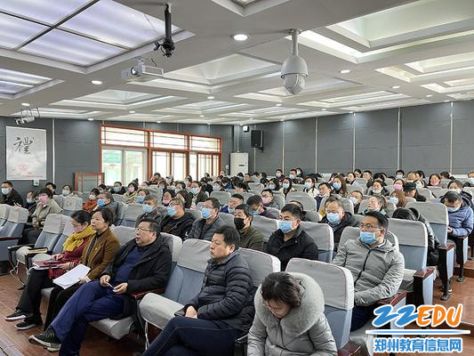 全体教职工观看张桂梅先进事迹 全体教职工观看张桂梅先进事迹