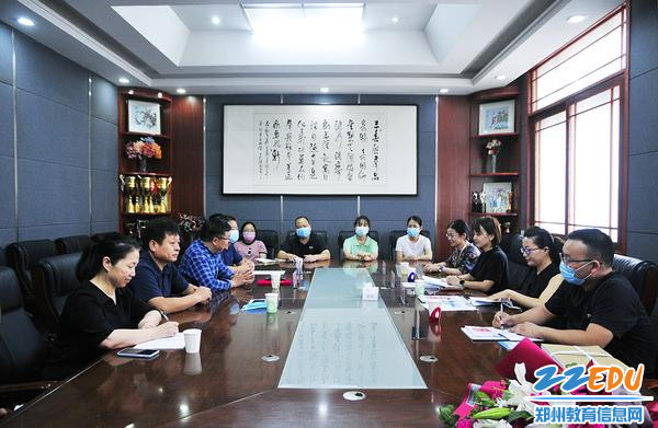 郑州市科技工业学校举行健康副校长聘任仪式 郑州市科技工业学校举行健康副校长聘任仪式