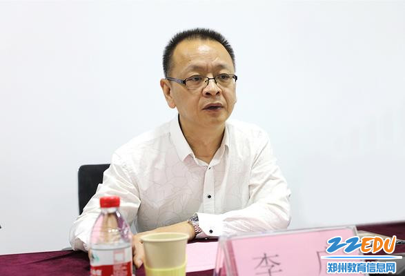 锦荣国际轻纺城总经理李广发言 锦荣国际轻纺城总经理李广发言